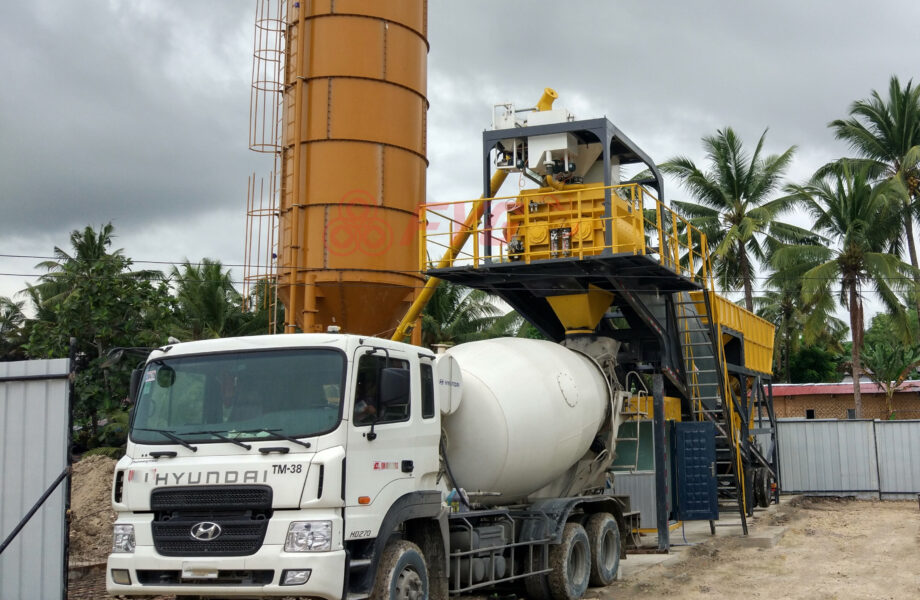 Mobile concrete mixing plant 4